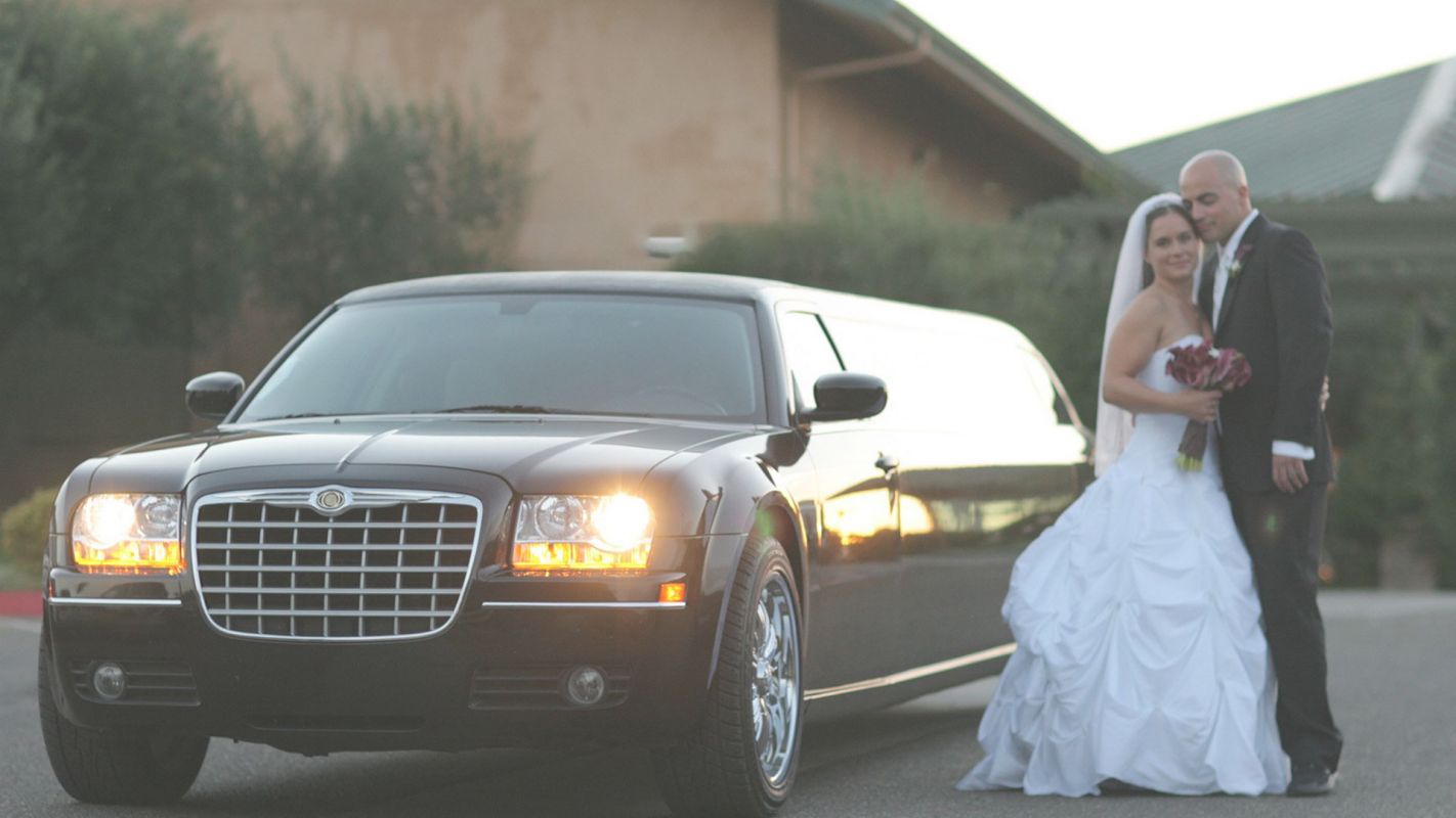 Make Your Wedding Memorable-Wedding Limo Services Parkland, FL