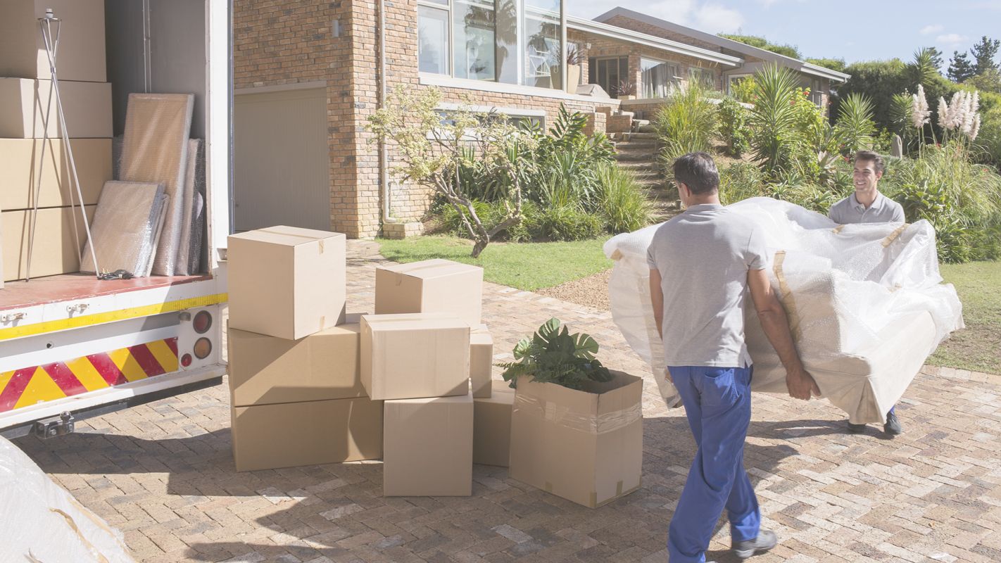 Move Ahead with Our Affordable Moving in Edgewood, FL