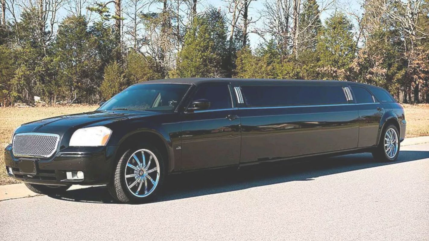Make Your Travel Worthwhile with our LIMO Services Hinsdale, IL