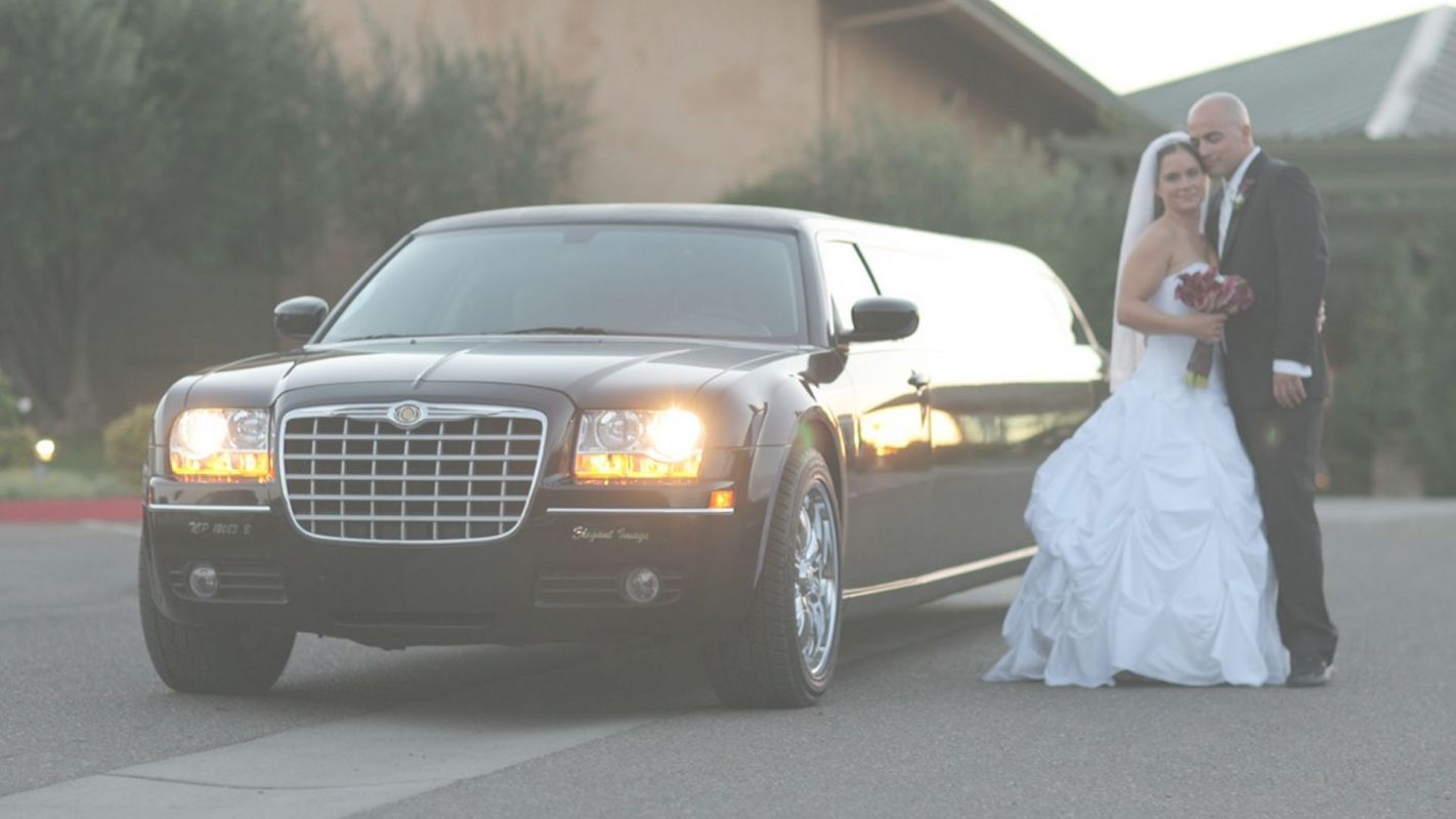 An Exquisite Experience with Wedding Limo Service Anthem, AZ