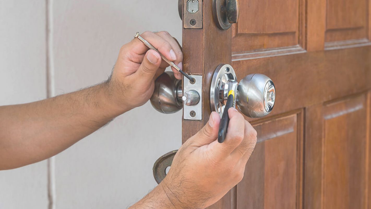 Looking for A “Residential Locksmith Near Me?” You’ve Found Him! Oakland, MD