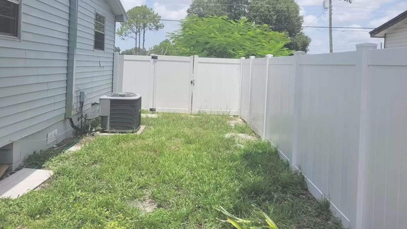 Let Us Install Your Vinyl Fence With Care Clearwater, FL