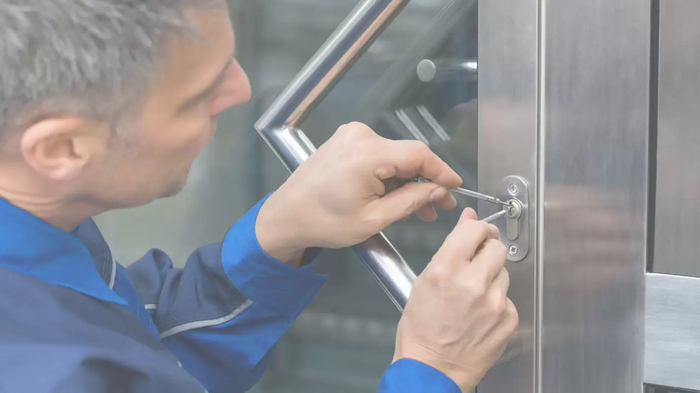 Commercial Locksmith Services – Secure Your Property with Us!