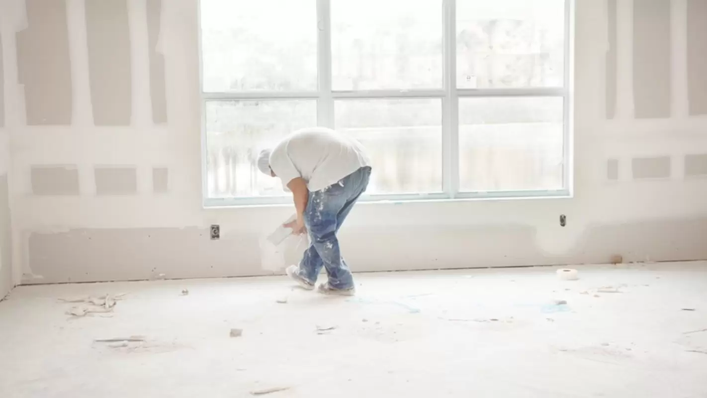 High-End Drywall Repair Service - Say Goodbye to Unsightly Walls in Westlake, OH