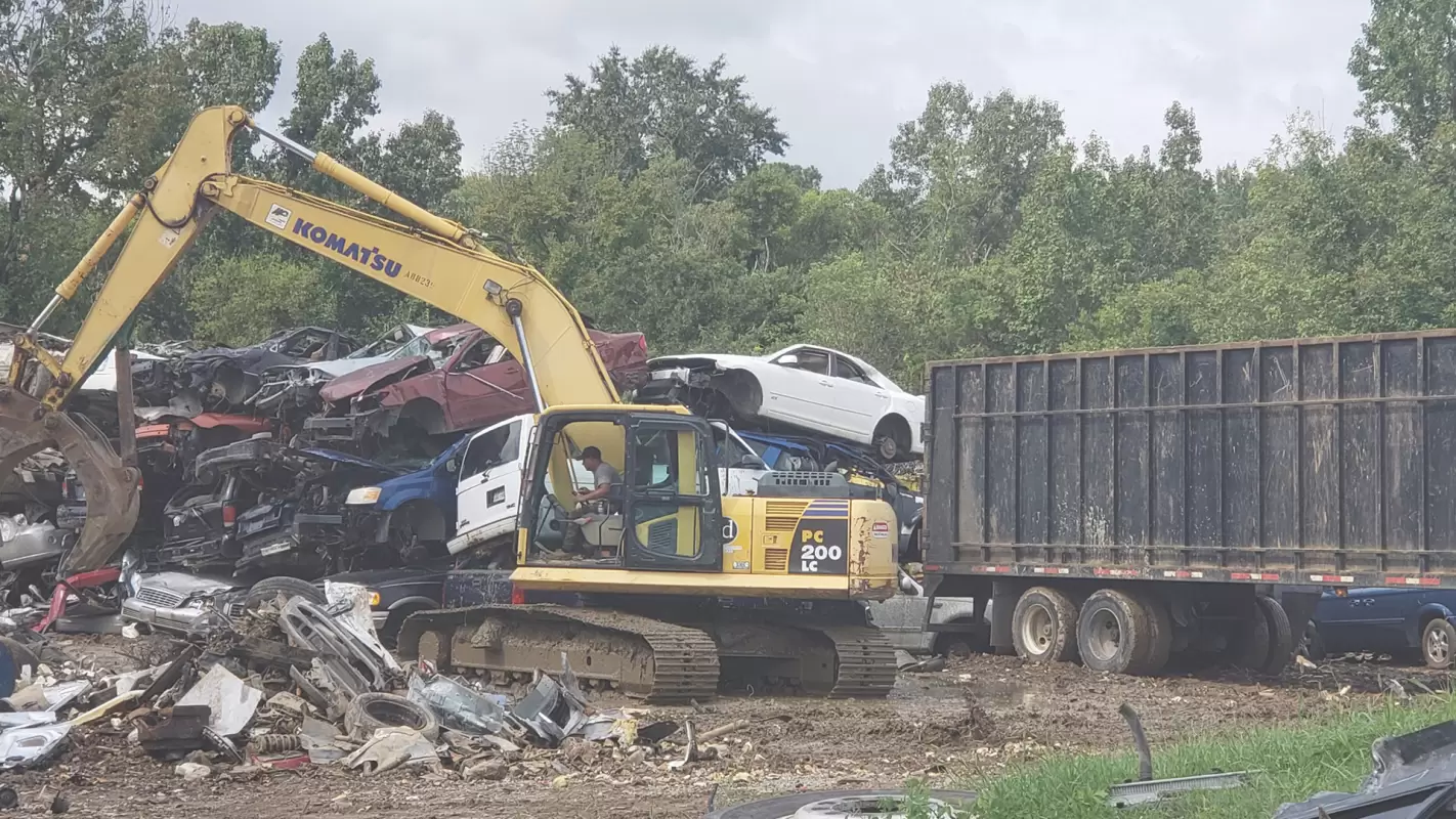 We’re Here! Stop Looking for Junk Car Buyers in Your Vicinity! in Red Bank, TN