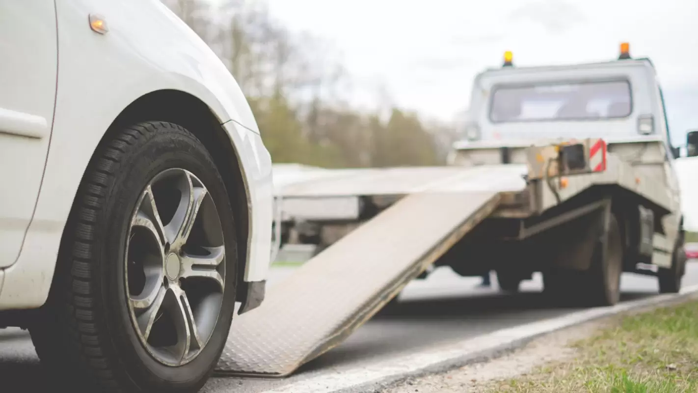 Car Breakdown on the Road? Get Emergency Towing Services Now! Grand Prairie, TX