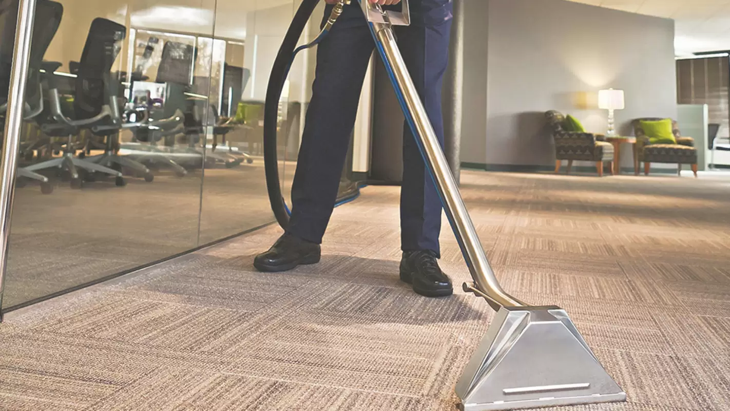 Let our Commercial Carpet Cleaners Rejuvenate Your Workplace Douglasville, GA