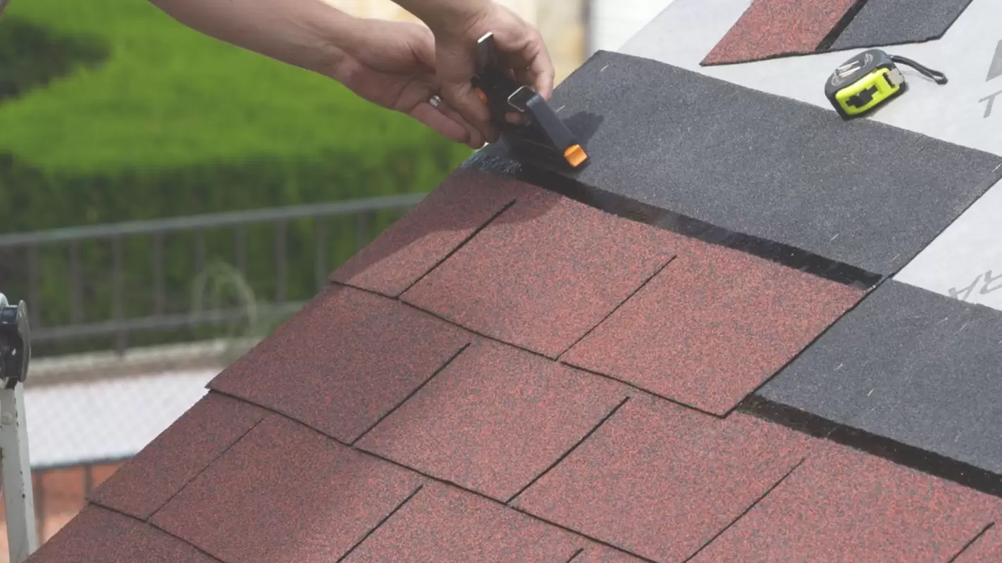 Get Pro Asphalt Roofing Contractors at Your Step Los Angeles, CA