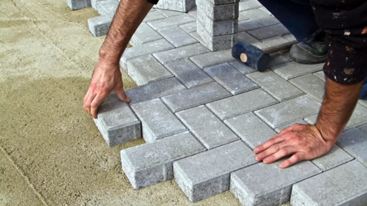 Driveway Paving Services – Paving the Way for Beautiful & Safe Home!