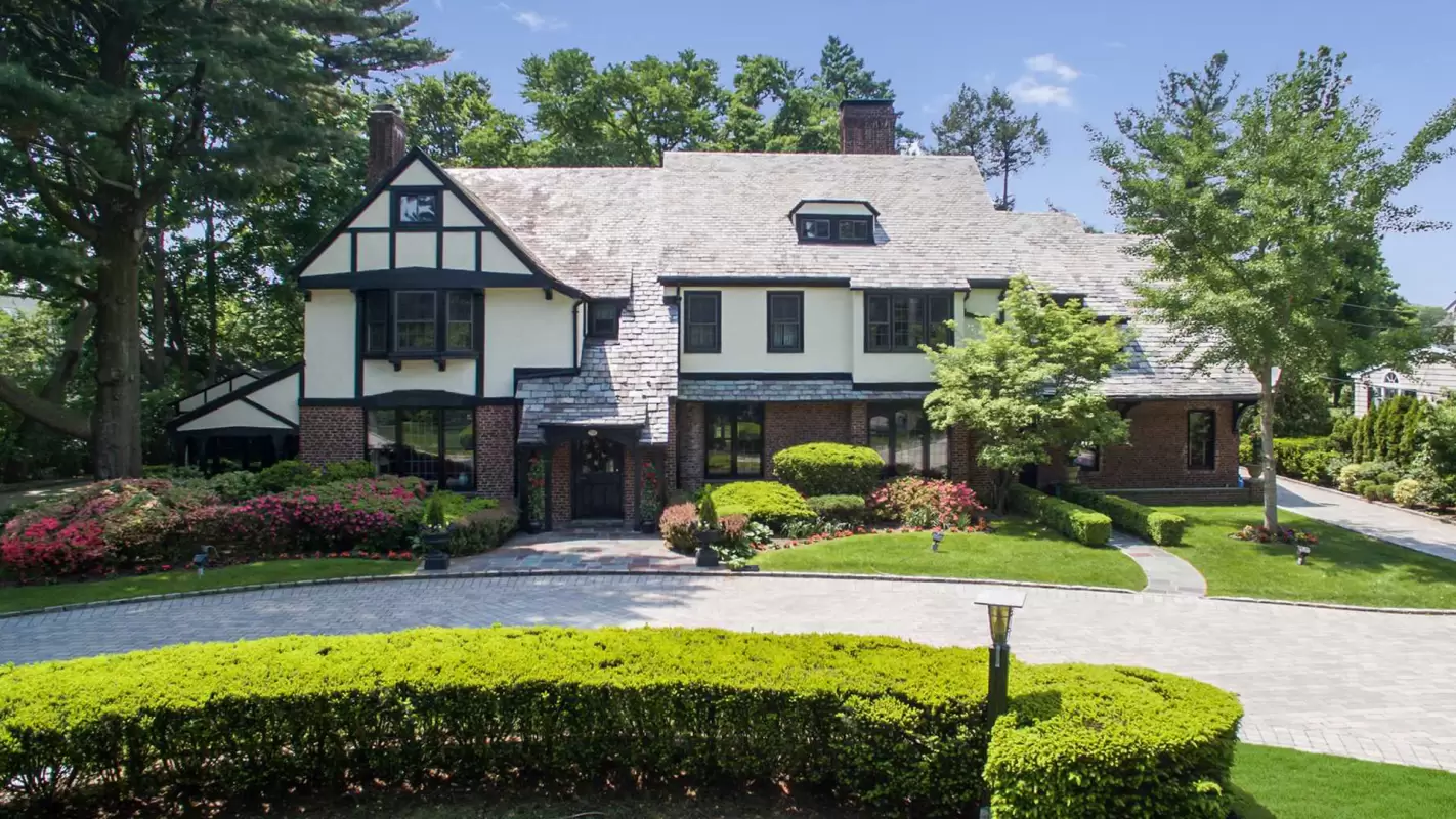 Experience the Difference with Our Lawn Maintenance Services! Charlotte, NC