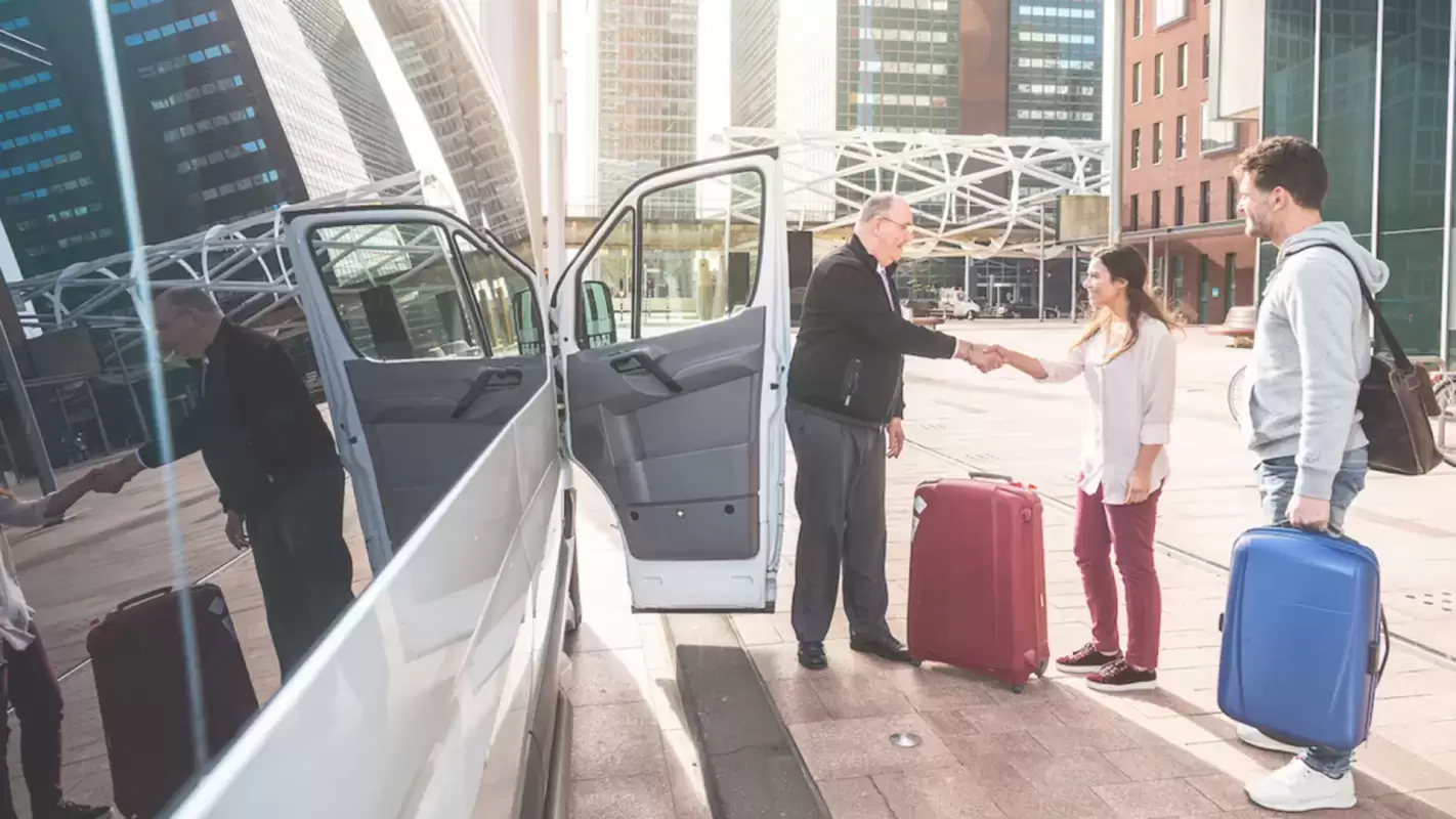 Professional Chauffeured Airport Pickup and Drop-off Service Fort Worth, TX