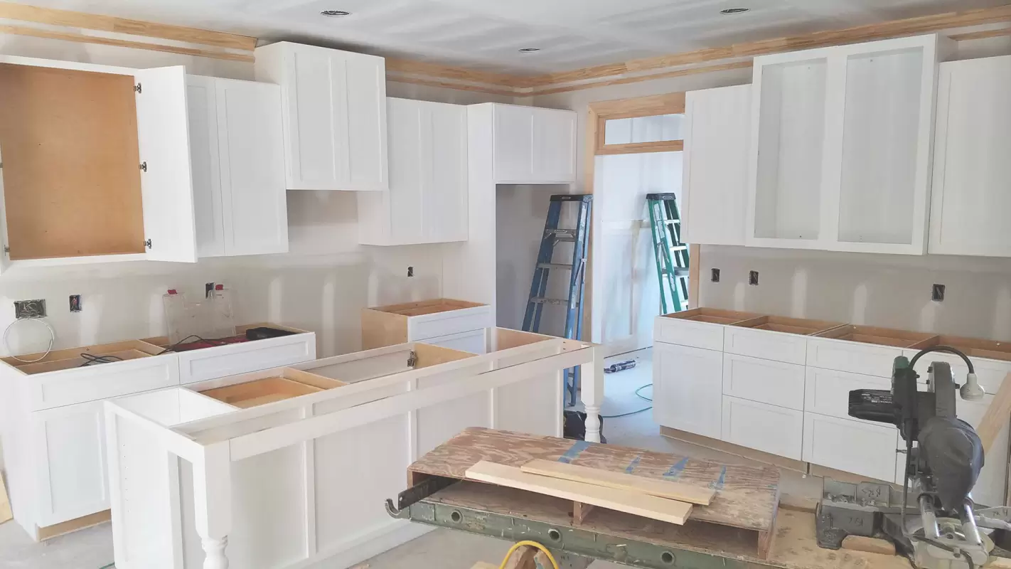 Get Customized Cabinets for Your Culinary Haven with Our Kitchen Cabinet Installation Pembroke Pines, FL
