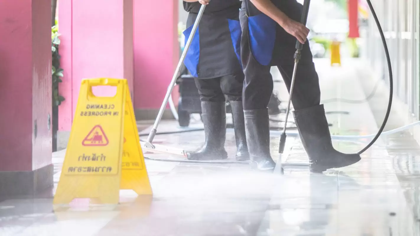 Commercial Pressure Washing Service – We’re the Solution for Your Dirty Problems!