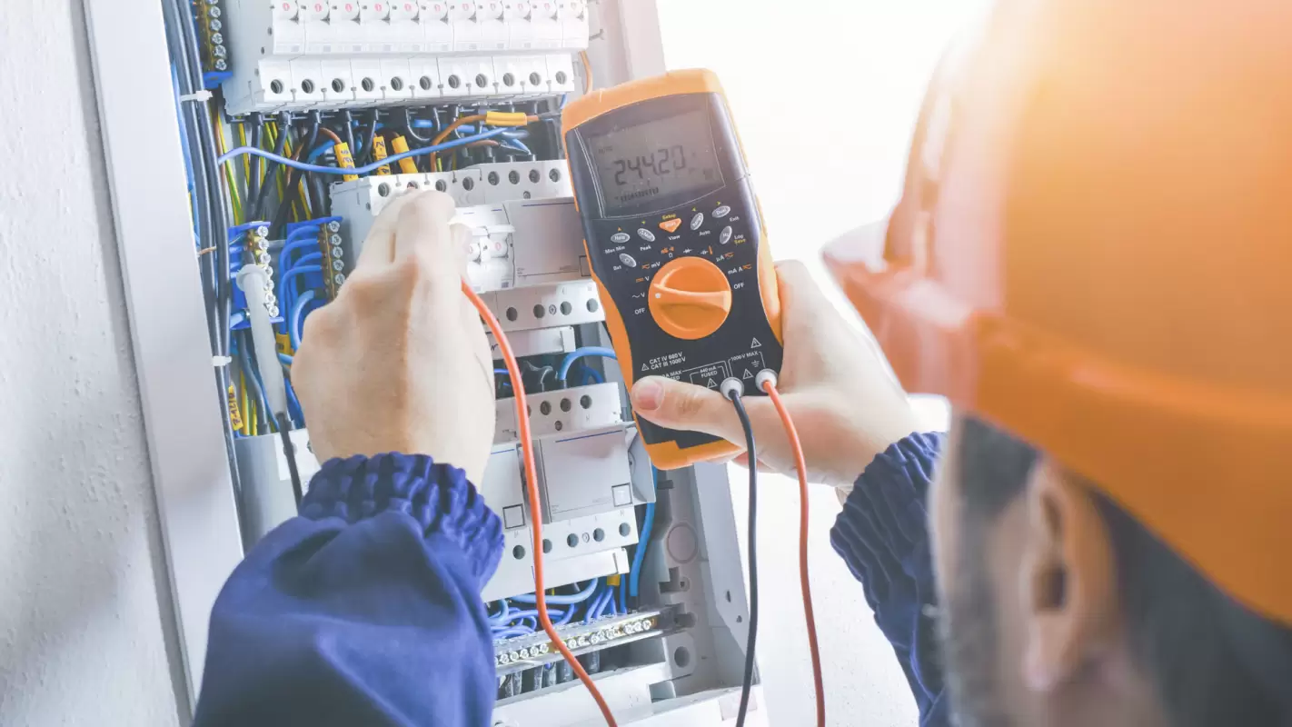 Our Licensed Electricians Keep You Safe and Compliant Oak Lawn, IL