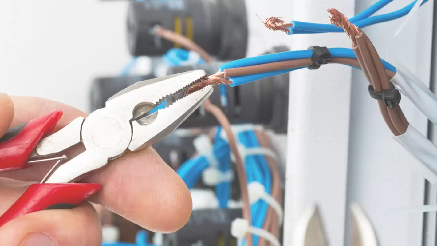Don’t Get Stuck in the Dark, Book Our Electrician Services for a Spark! Auburn Hills MI