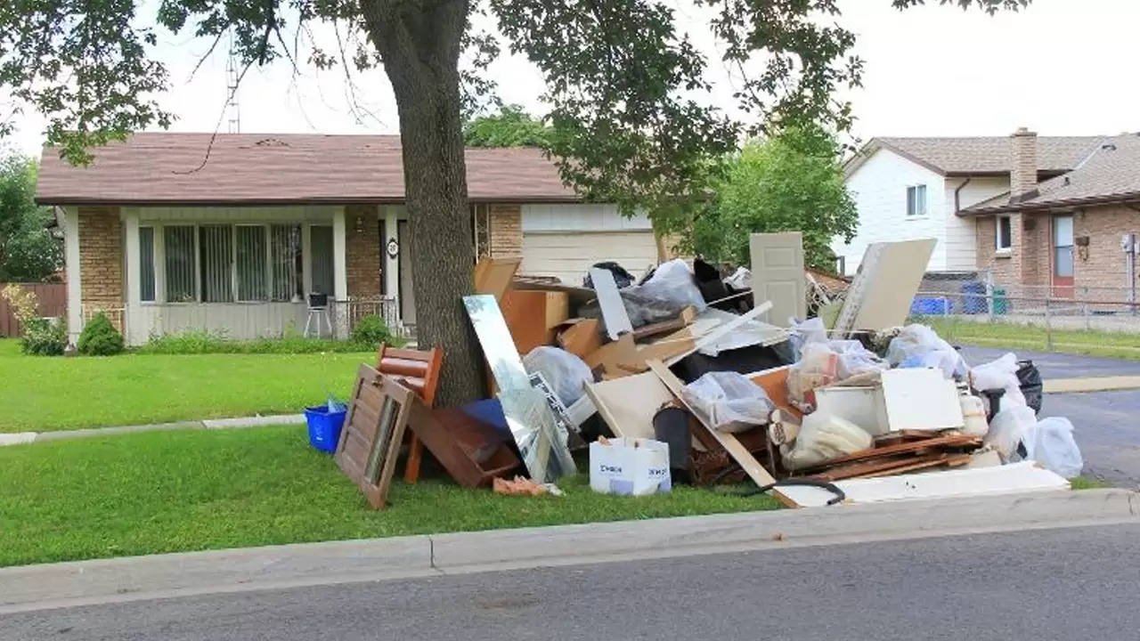 Junk Removal Services - Clear Out Your Space With Ease Tempe, AZ