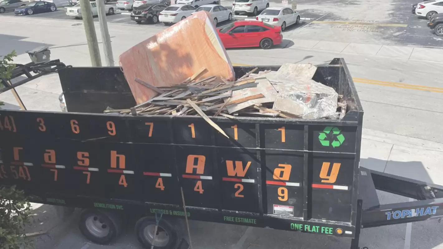 Need To Clean Up Your Home Or Work Site? Choose Our Dumpster Rental Services! in Weston, FL