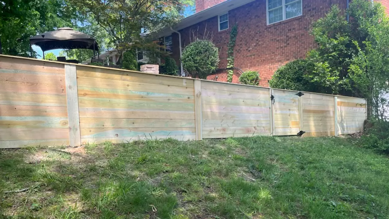Expert Fence Builders Making Fences of Your Choice!