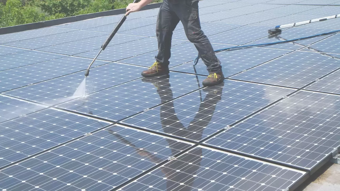 Top-Quality Pressure Washing Solar Panels Covington, LA