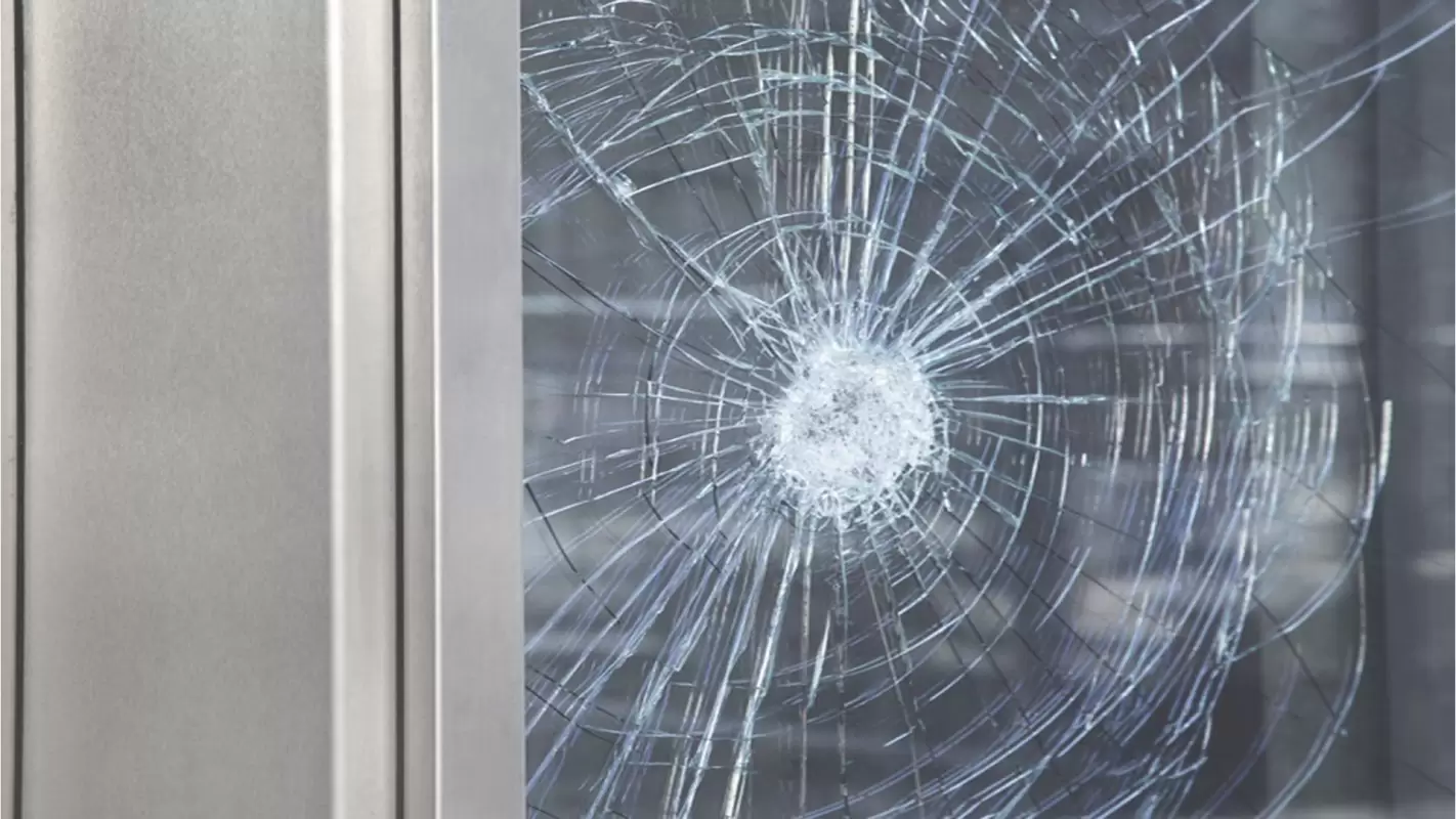 Professional glass repair services Pearland, TX