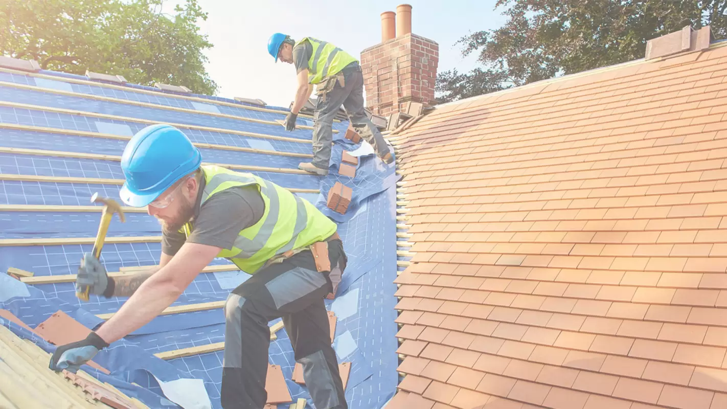 Roofing Contractors - Crafting Superior Roofs with Skilled Hands!