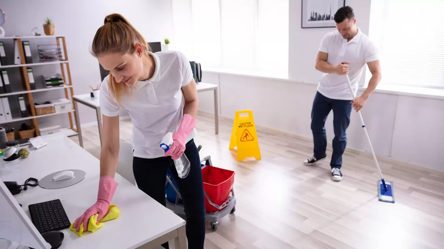 Commercial Cleaning for a Shining and Sparkling Office