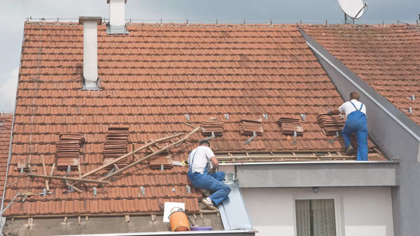 Get Your Damaged Roof Look Brand New with Our Roof Repair Services!