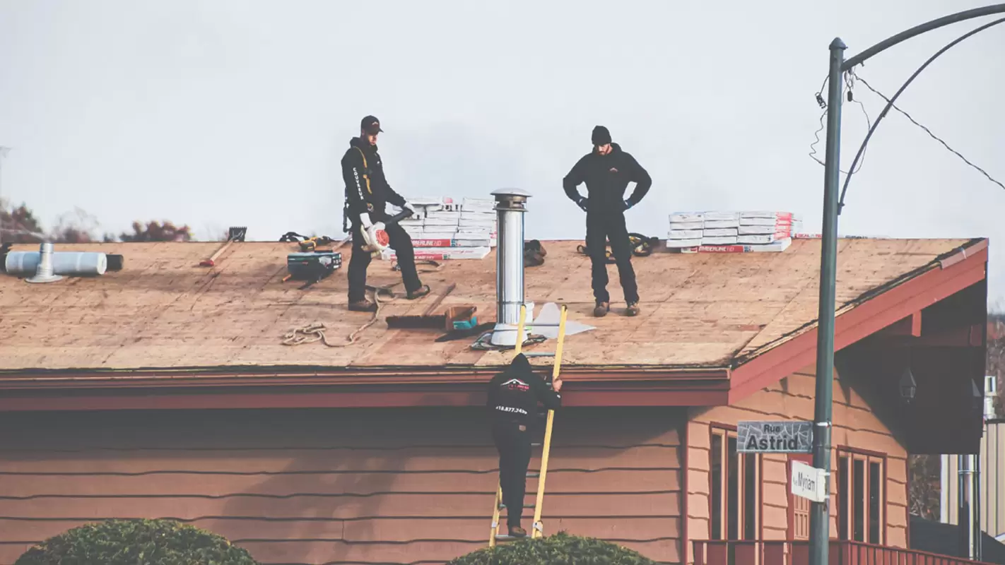 Hire Our Tech-Savvy Roofers to Get the Best Residential Roof Replacements!