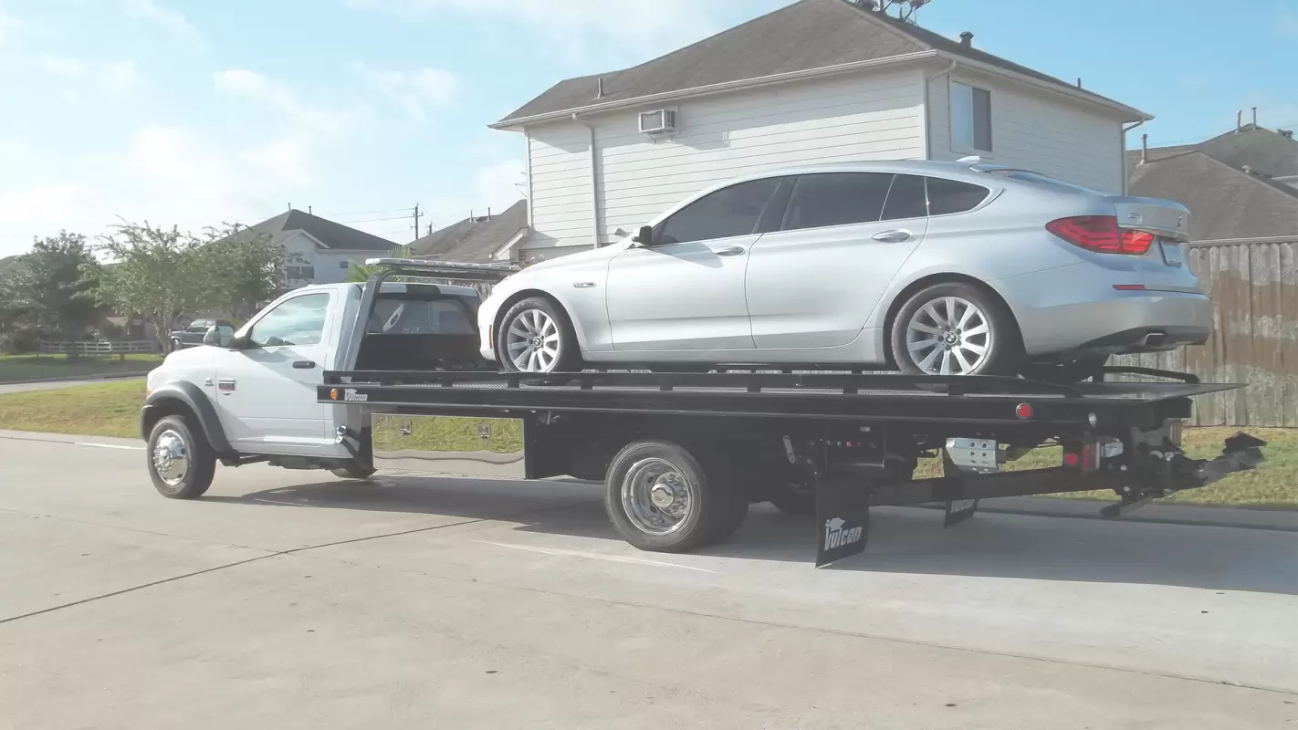 Fast, Friendly, and Insured Car Towing Services