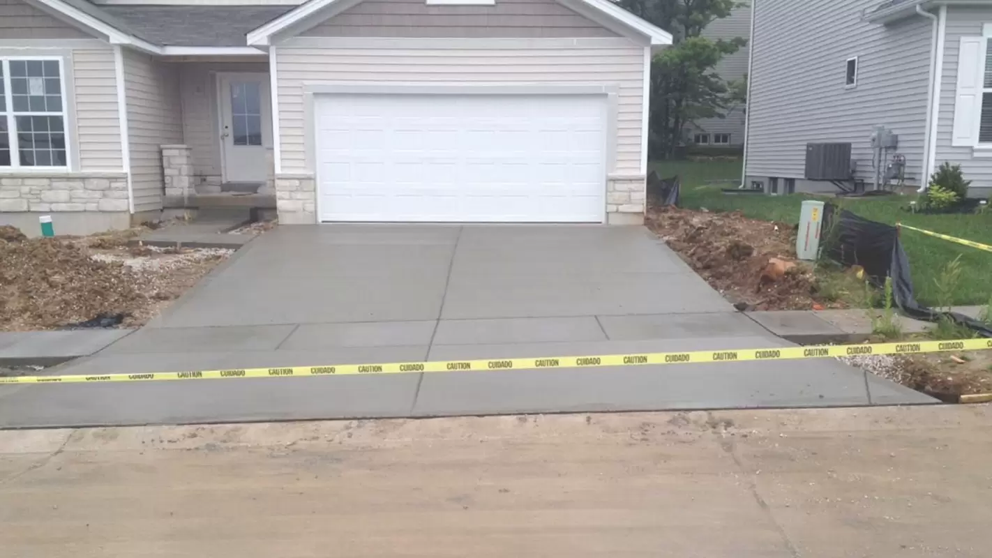 Want to Construct Concrete Driveways or Patios? Hire us!