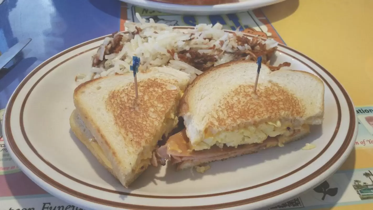 Enjoy the Best Lunch in Tolleson, AZ With Delicacies of Every Continent