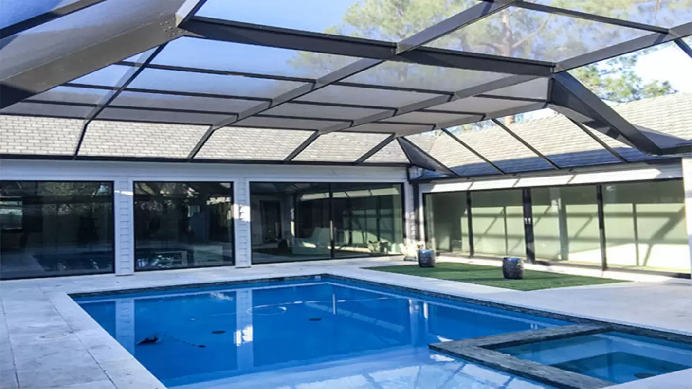 Swimming Pool Enclosures- Swim, Relax, And Entertain Without Worrying About Pests Or Harsh Weather in The Woodlands, TX