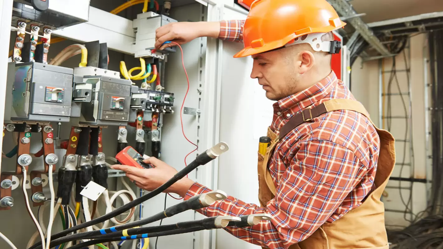 Hire Our Best Electrician for Cost-Effective Electrical Solutions in Dallas, TX