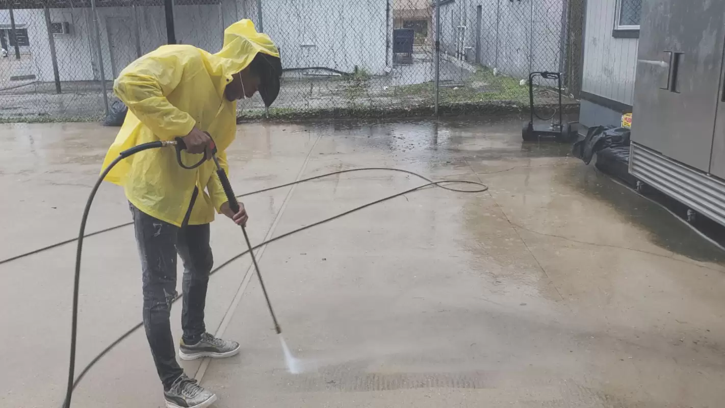 Pressure Washing Services for All Your Building Cleaning Needs! in Missouri City, TX