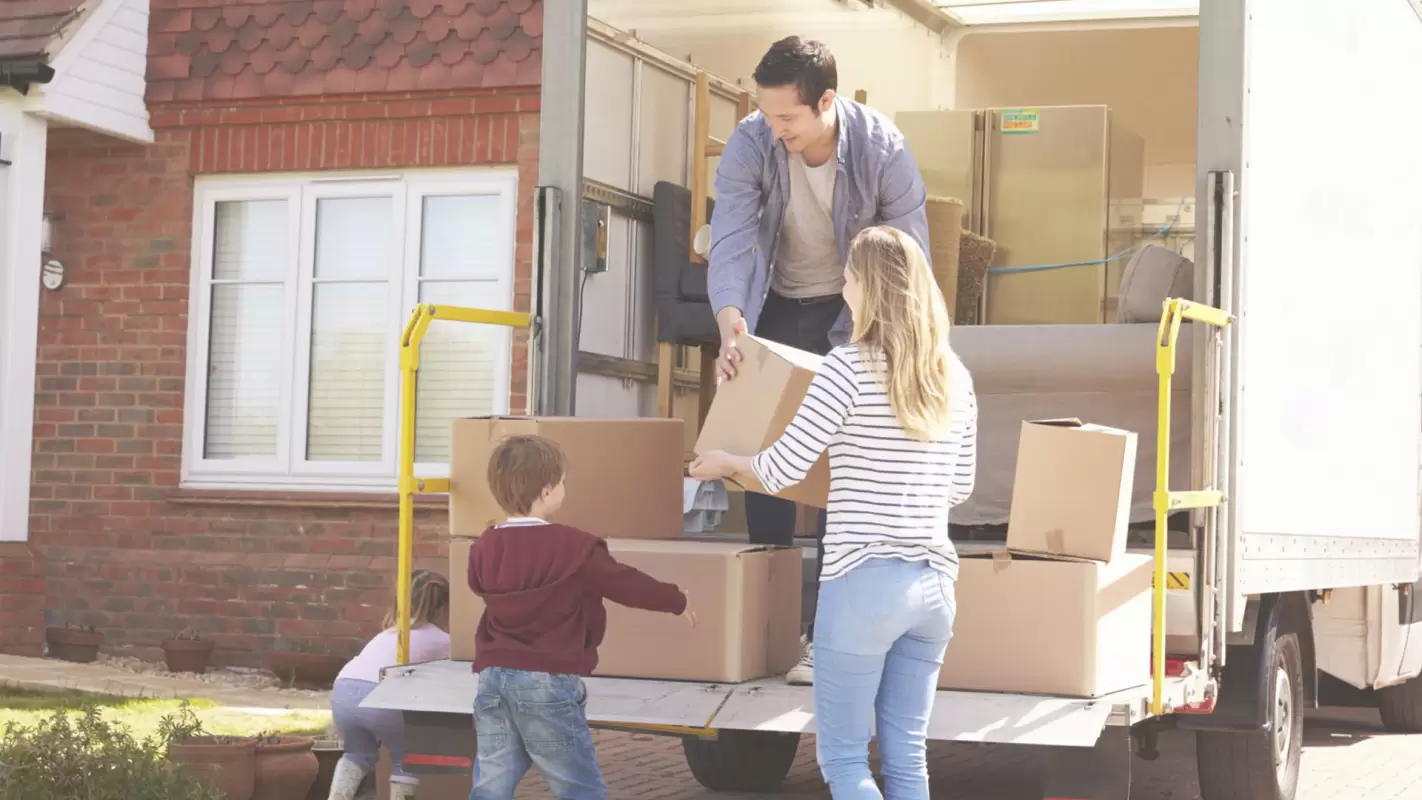 Our Residential Long-Distance Movers Handle Your Move with Care in Washington, DC