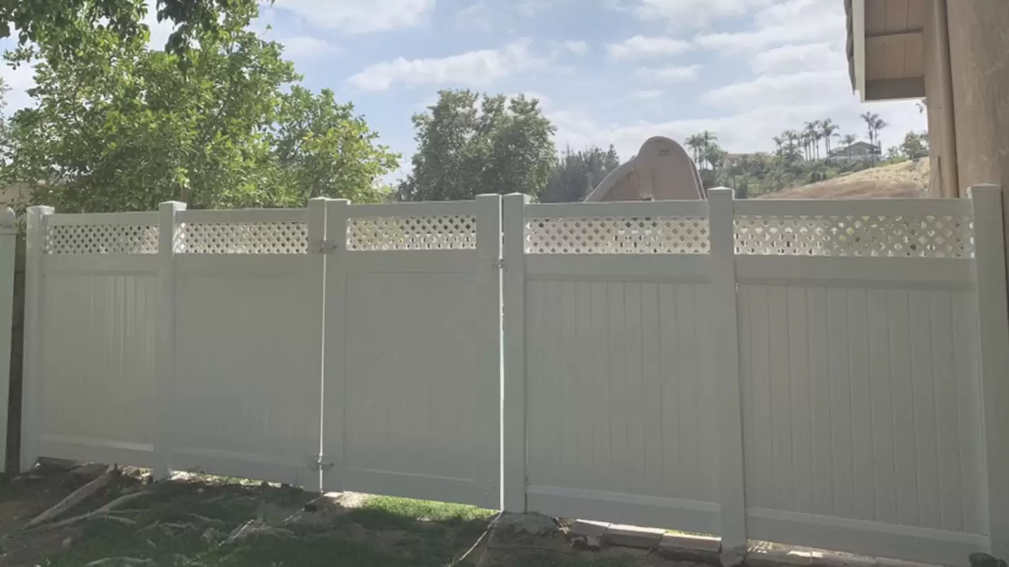 Local Vinyl Fence Company for the Ultimate Privacy Solution in San Gabriel Valley, CA
