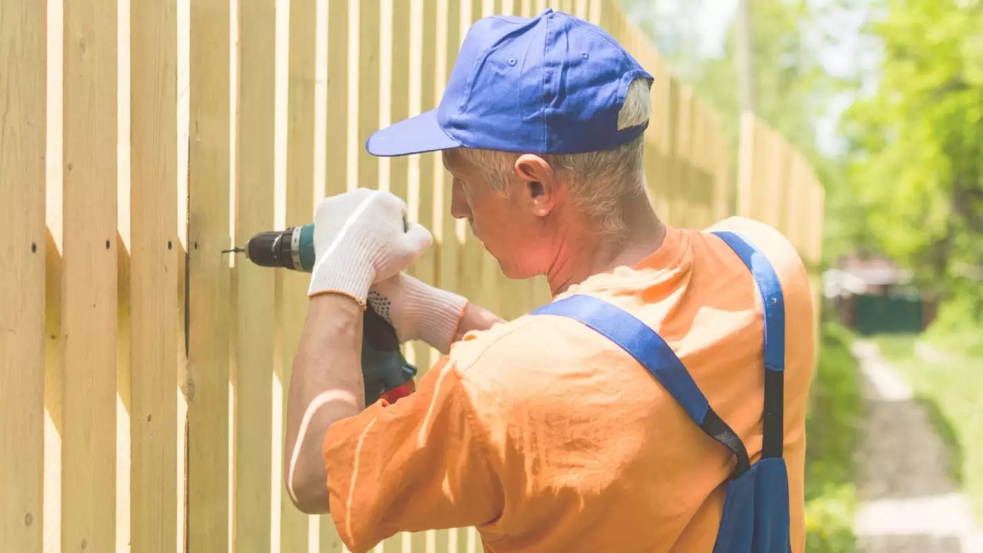 A One-Step Place for Your Fence Repair