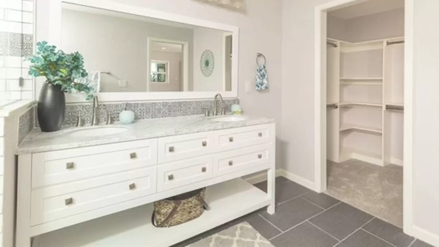 Bathroom Cabinet Services Near Me? We Install Custom Bathroom Cabinets Made of Top-Class Materials!