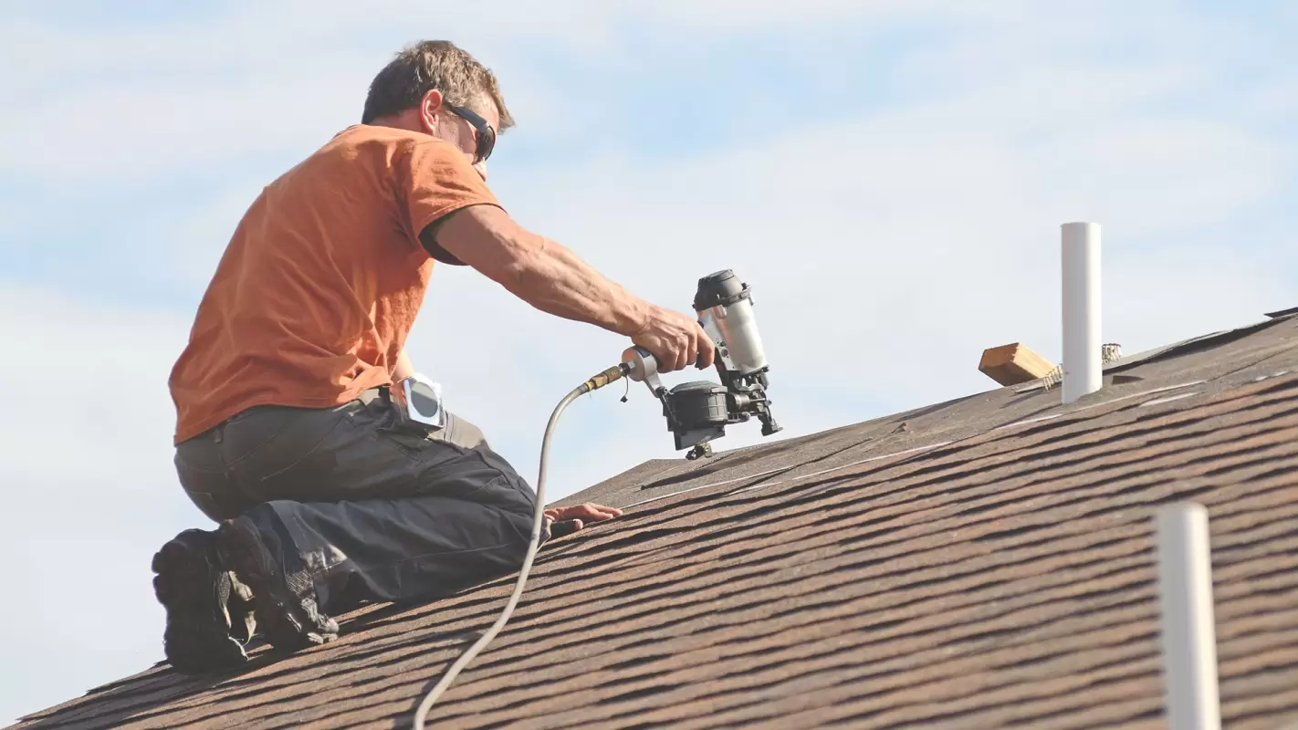 Why Should You Go for Our Emergency Roof Repair?