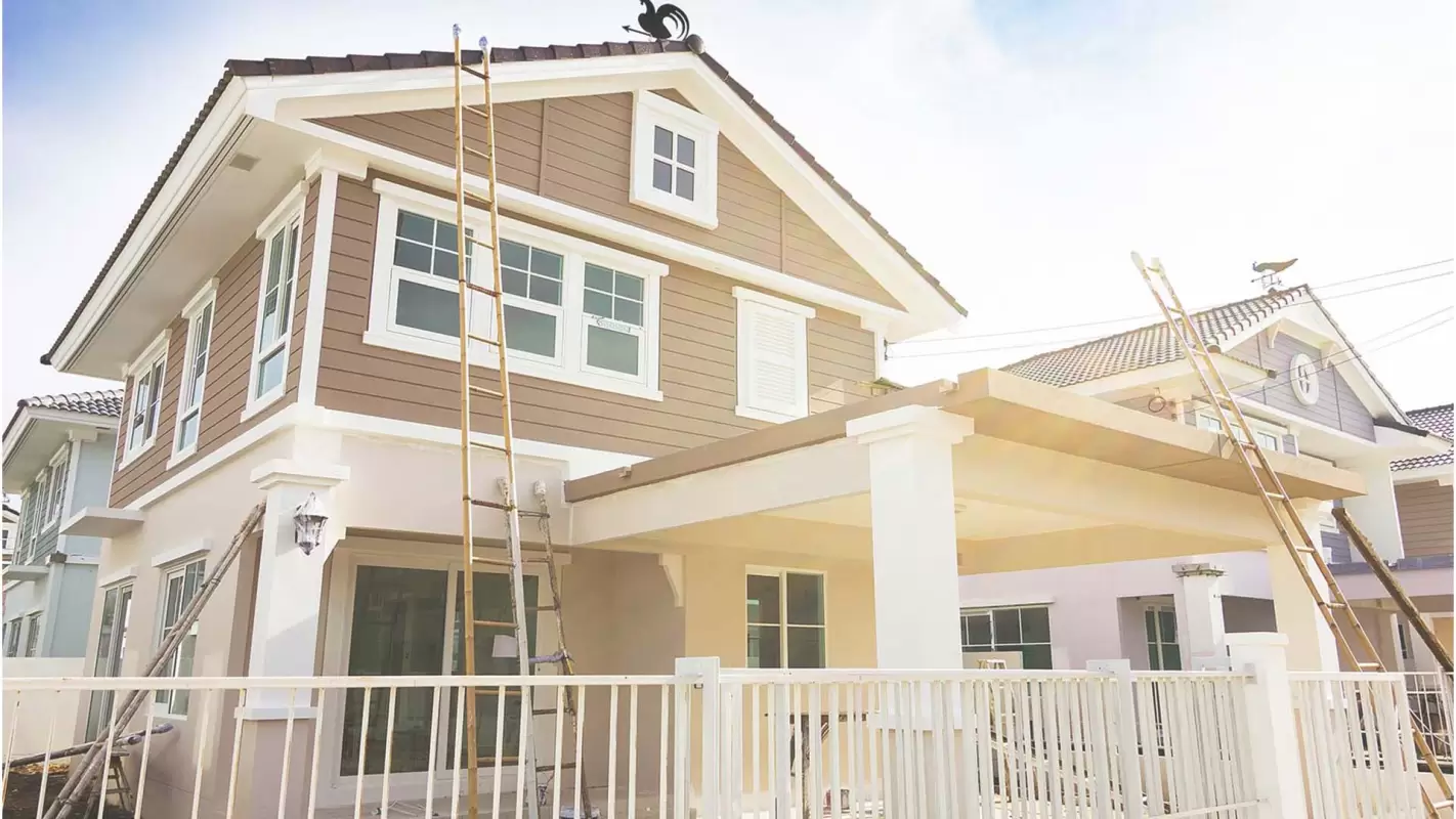 Painting Contractors Providing Exterior Painting Services for Long-Lasting Home Improvement!