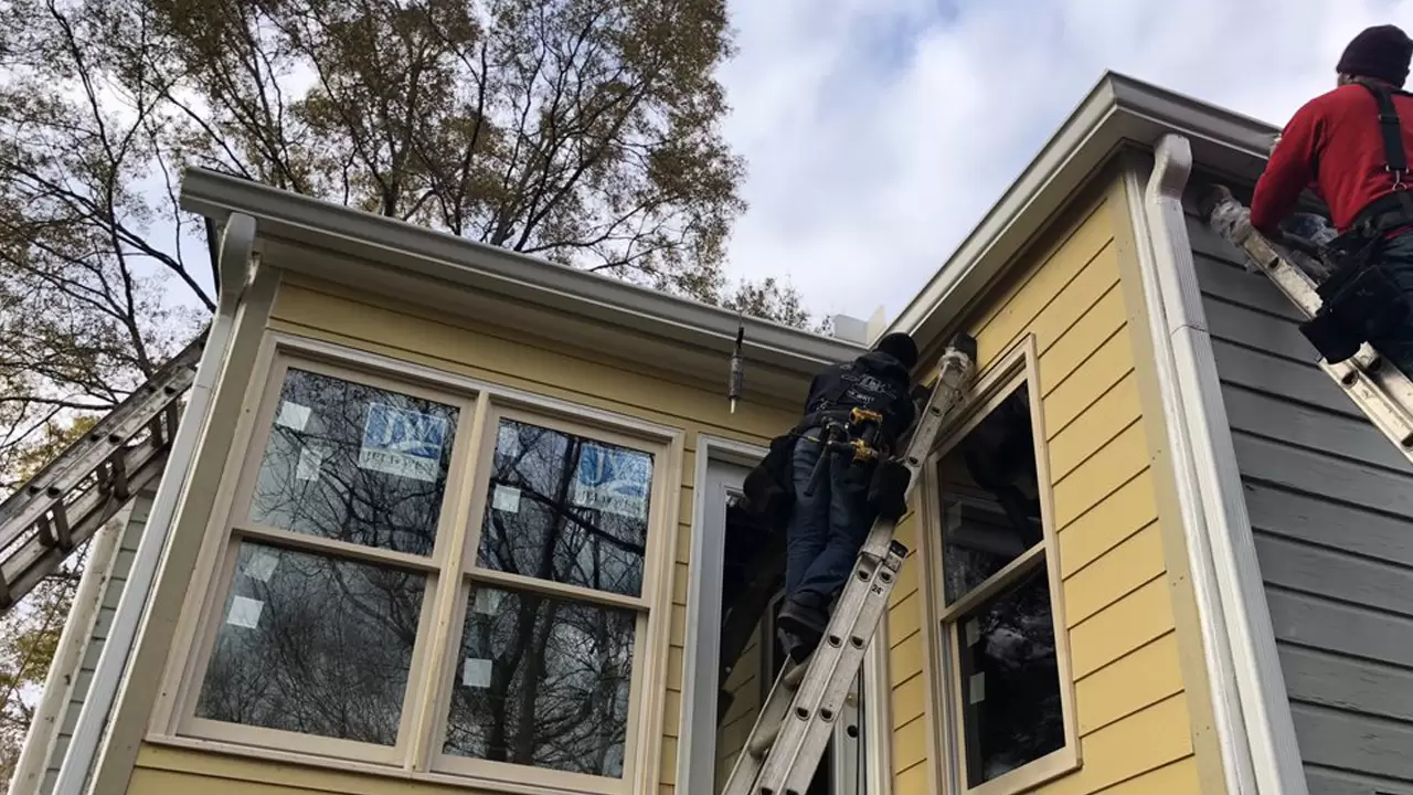 Leaf Guard Installers Who Won’t Let Twigs, Debris, and Leaves Infiltrate Your Gutters