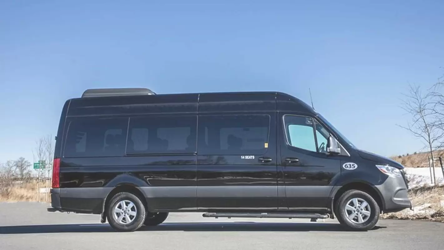 14 Passenger Transfers: Luxury Rides for Groups!