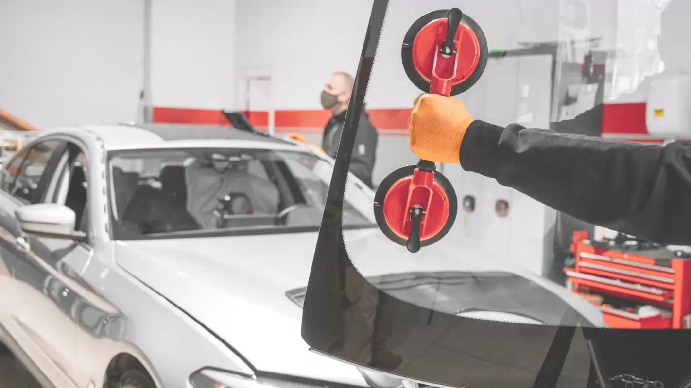 Professional Auto Glass Installers with High-Tech Expertise!