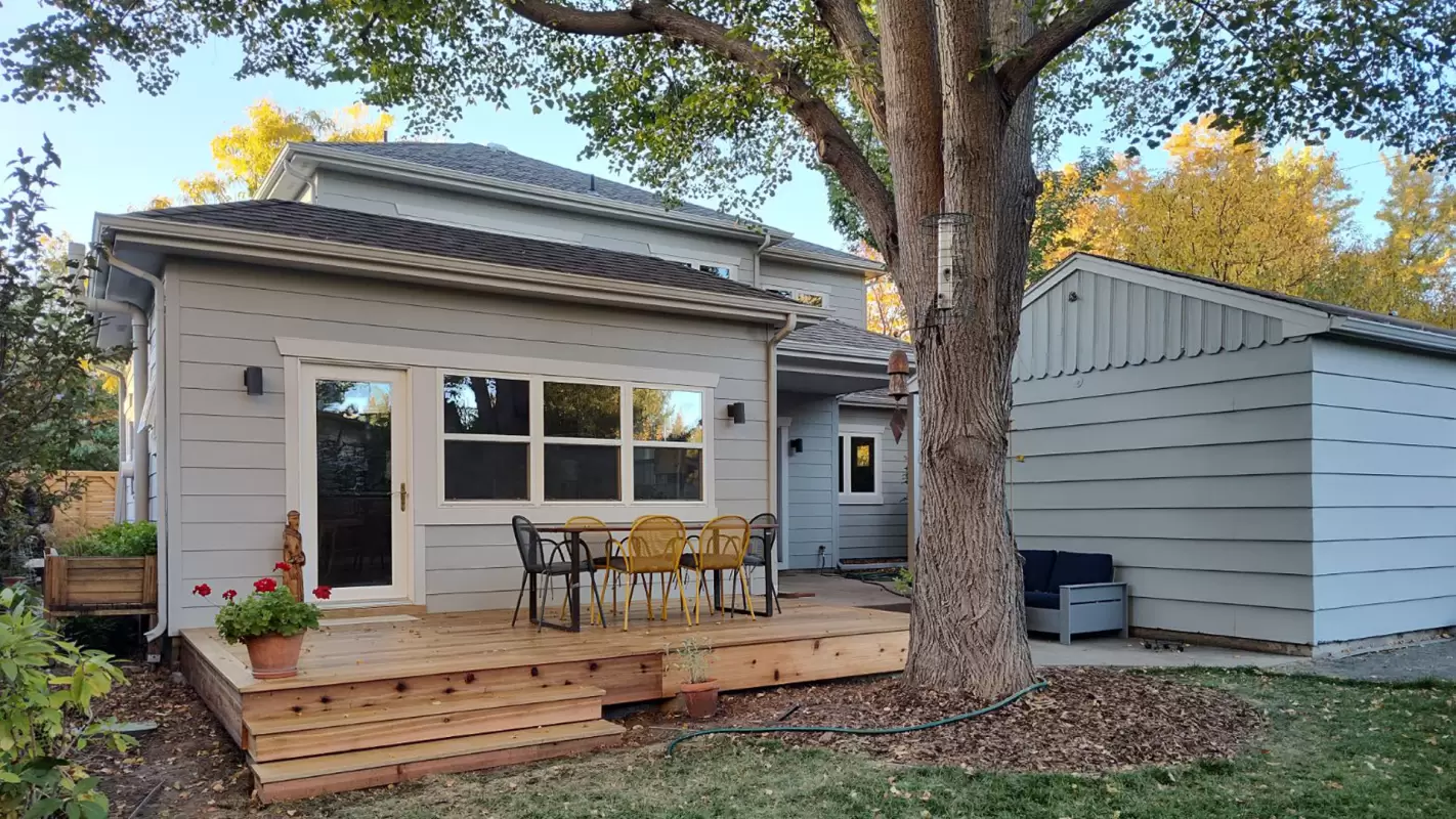 Top Deck Construction Contractors for Quality Outdoor Spaces