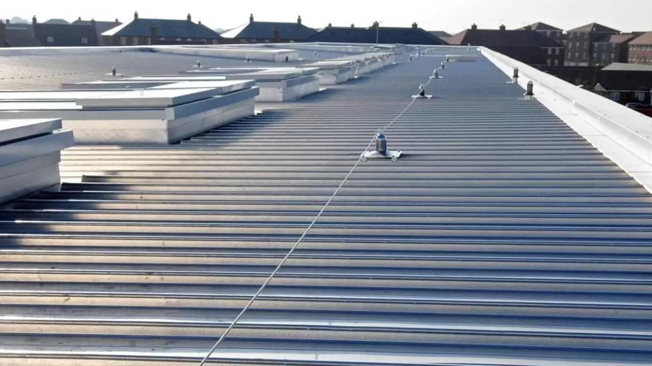 Affordable Commercial Roof Installation Cost with High Quality Services! in Brooklyn, NY