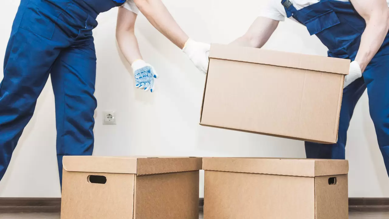 Local Moving Boxes and Supplies So You Can Easily Save Space in Vehicles with Efficient Packing! in Bothell, WA