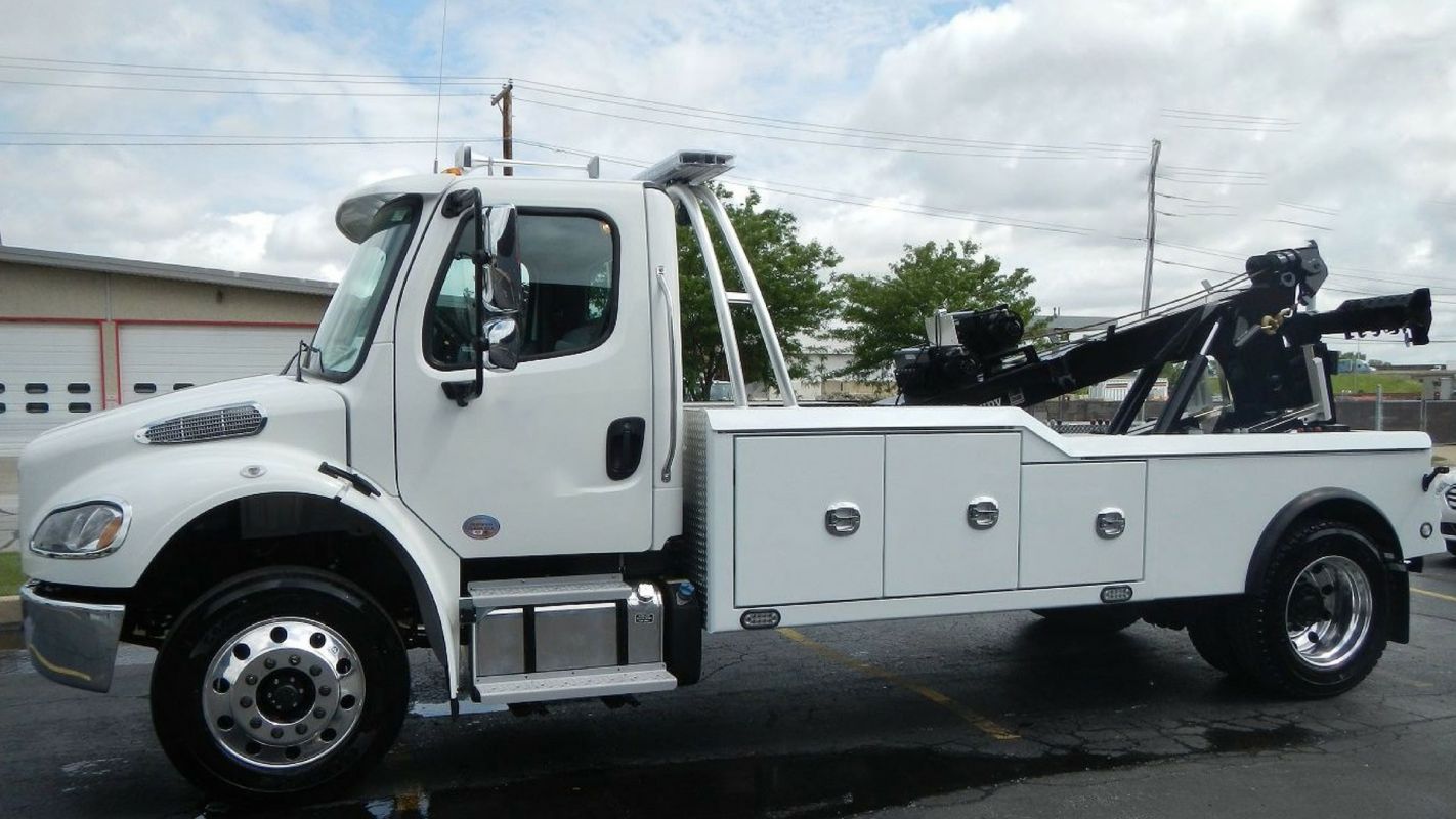 Private Towing Services South Chicago IL