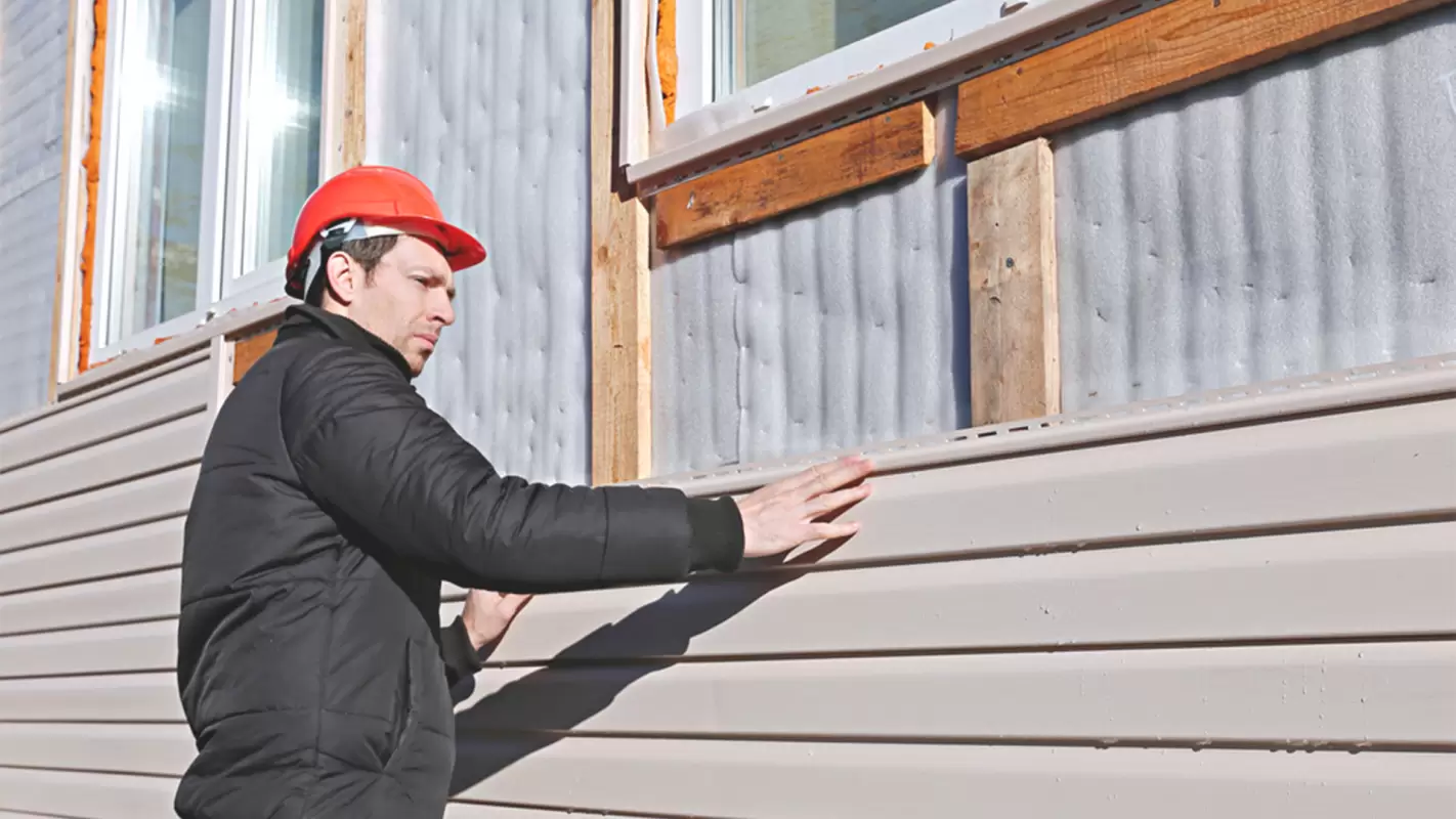 Siding Repair And Maintenance Services to Rejuvenate Your Roofs! in Kirkland, WA
