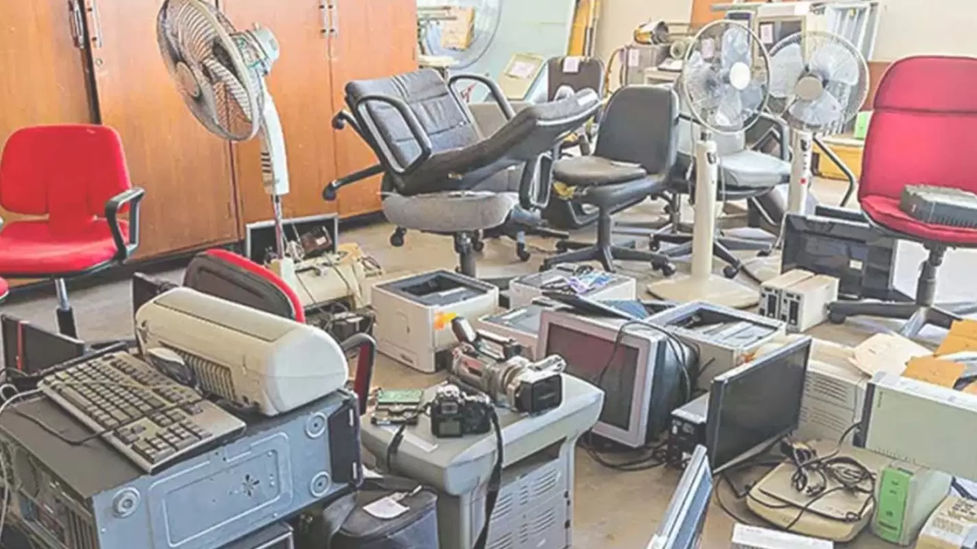 Hire Professionals for Appliance Removal Services
