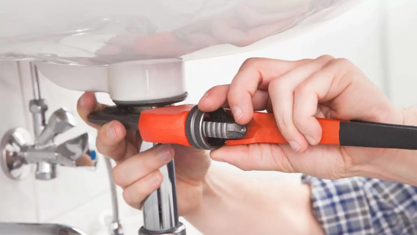 Looking for an “Emergency Plumber Near Me?” Hire Our Plumbers Now